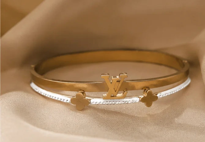 Golden Dual-Tone Clover Bangle