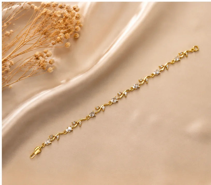 Luminous Crystal Link Bracelet