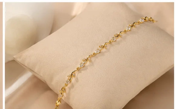 Luminous Crystal Link Bracelet