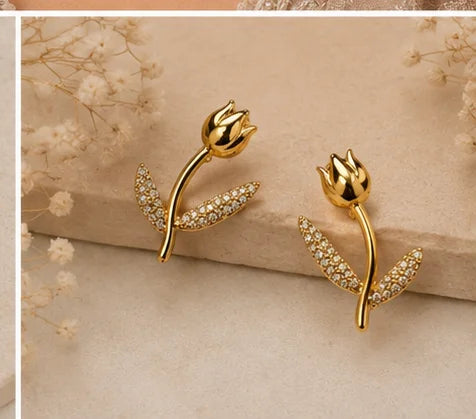 Golden Floral Crystal Necklace & Earrings Set