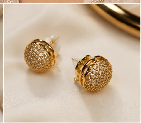 Golden Sparkle Pendant Necklace Set