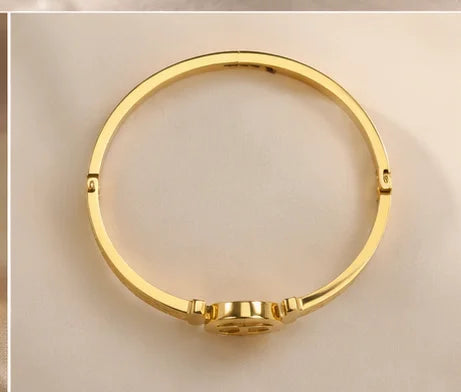 Golden Interlocking Medallion Bangle