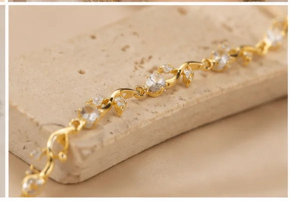 Luminous Crystal Link Bracelet