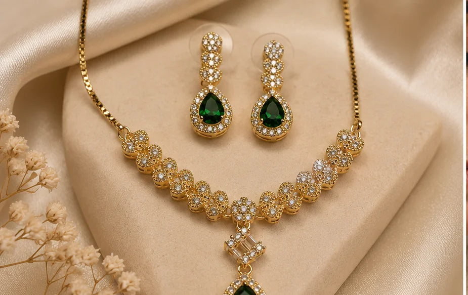 Emerald Royale Necklace Set