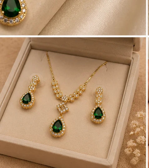 Emerald Royale Necklace Set