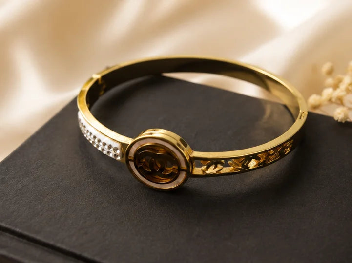 Golden Crystal Circle Accent Bangle
