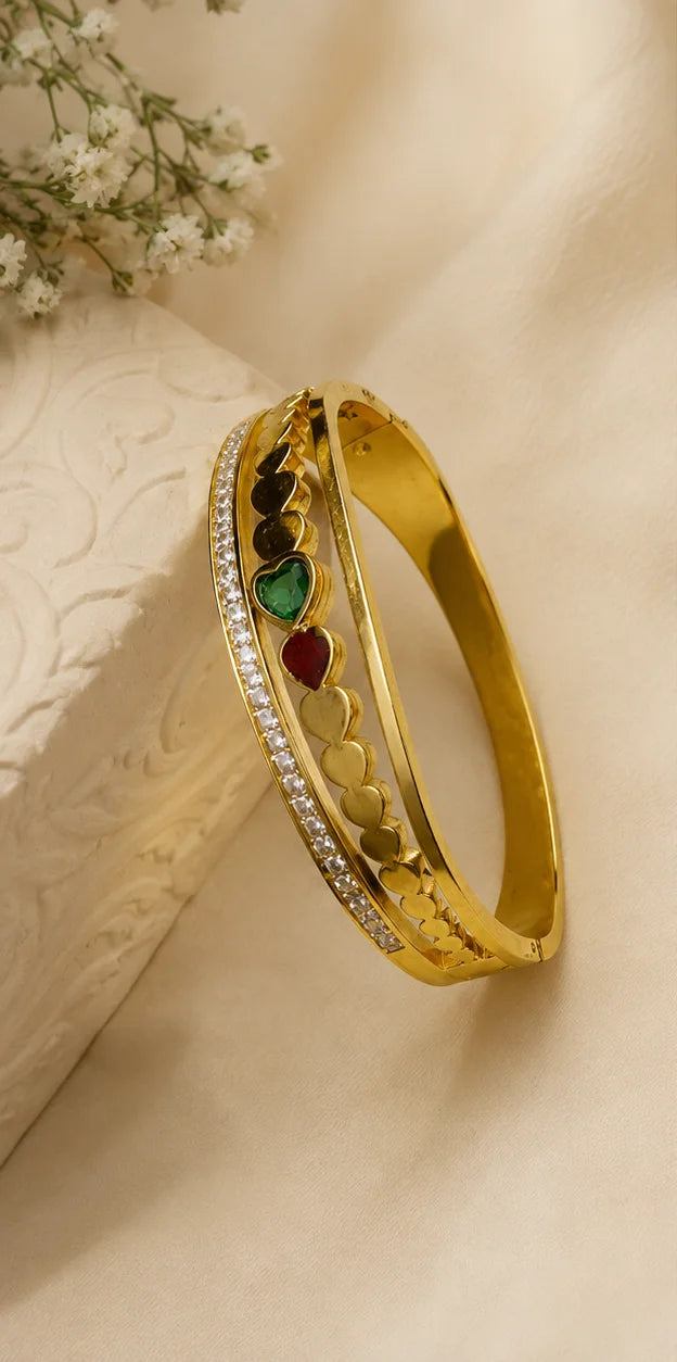Golden Heart Crystal Bangle
